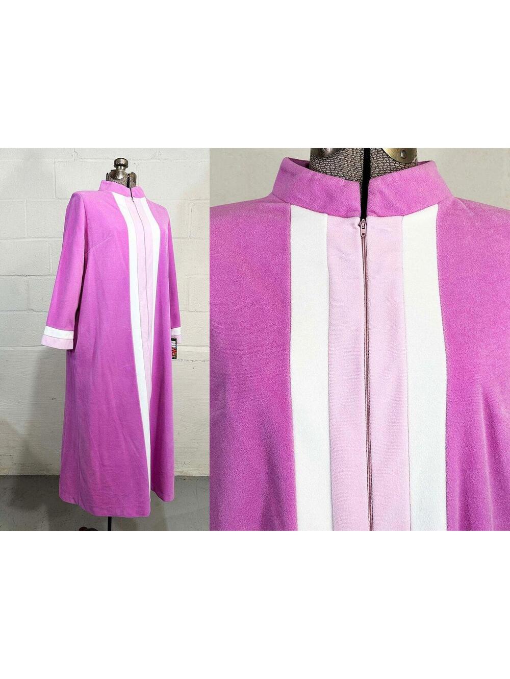 Vintage Pink Velvet Robe Zip Front Maxi Vanity Fair 1970s Mod Housecoat XL XXL